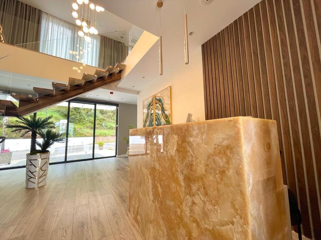 דרמי Ebbi Hotel מראה חיצוני תמונה