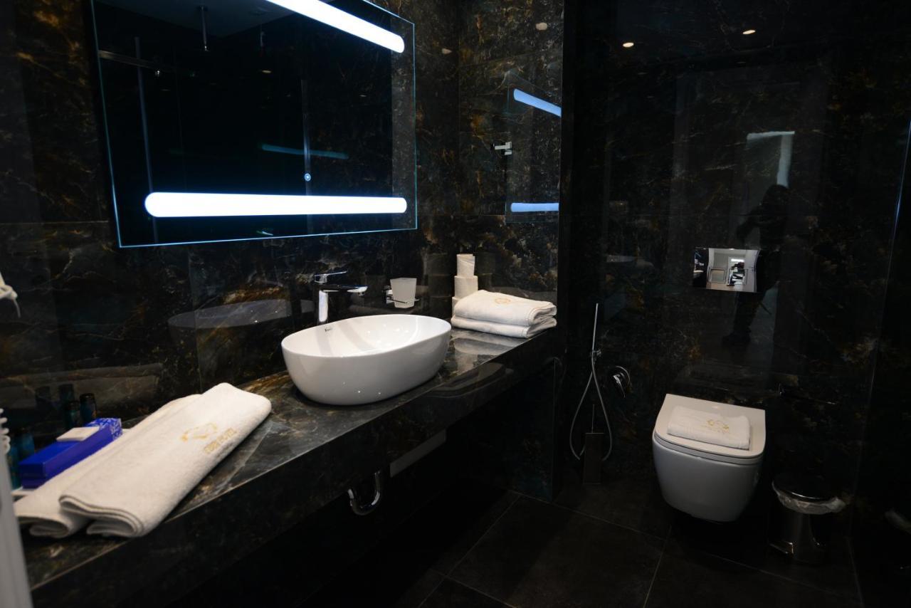 דרמי Ebbi Hotel מראה חיצוני תמונה