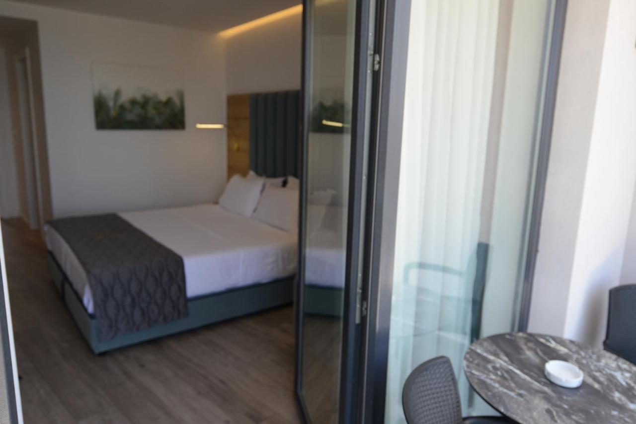 דרמי Ebbi Hotel מראה חיצוני תמונה